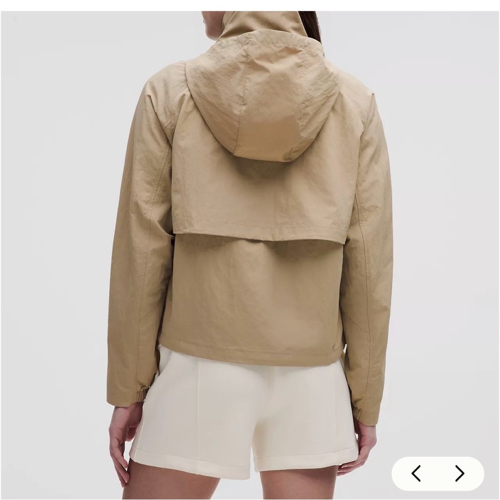 Lululemon Always Effortless Classic Fit Jacket in Sheer Oak Khaki Tan. Worn once - Picture 3 of 9